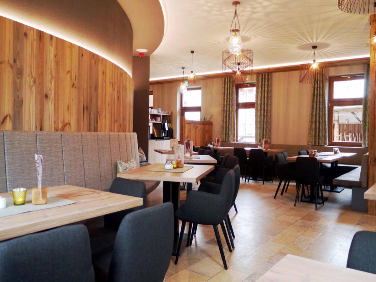 Da'Sporrer Hotel & Wirtshaus Нойнбург-форм-Вальд Екстер'єр фото