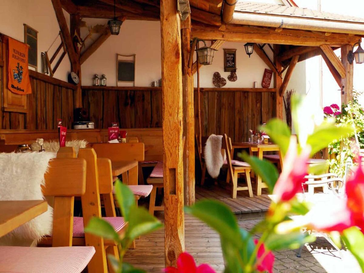 Da'Sporrer Hotel & Wirtshaus Нойнбург-форм-Вальд Екстер'єр фото