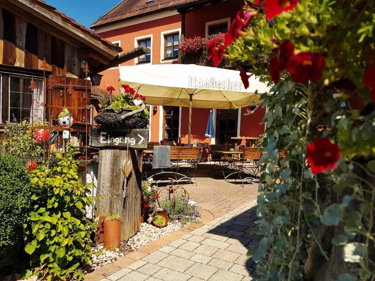 Da'Sporrer Hotel & Wirtshaus Нойнбург-форм-Вальд Екстер'єр фото